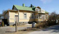 /album/kuvagalleria-kilometri-suomen-historiaa/apteekkarin-talo-jpg/